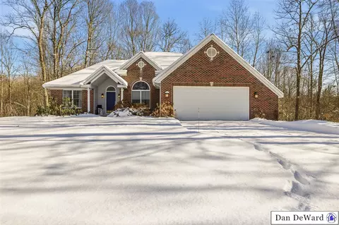 11410 Windsor, Sparta, MI 49345