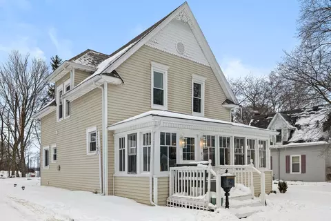 614 W Cass, Greenville, MI 48838