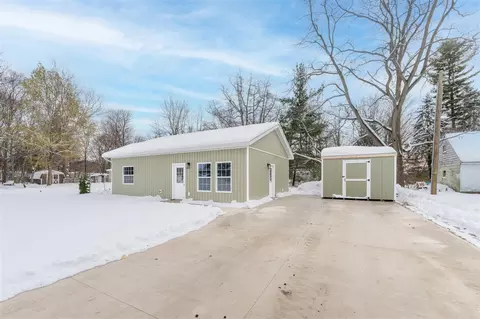 1118 Millard, Three Rivers, MI 49093
