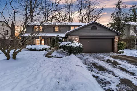 34069 Fairfax, Livonia, MI 48152