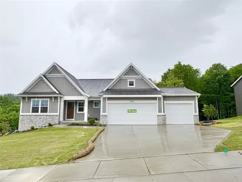 5940 Valley Pt, Caledonia, MI 49316
