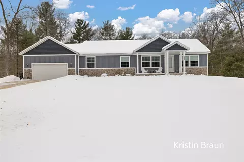 3023 Angelwood, Muskegon, MI 49445