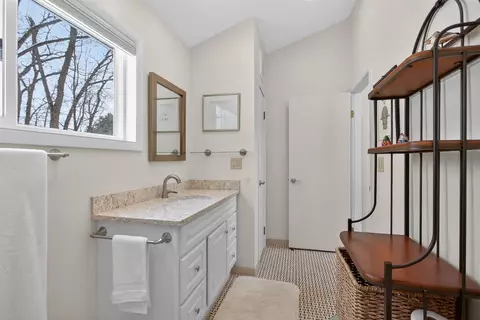 Bath - 253 Westshore, Jerome, MI 49249 photo 4 of 4