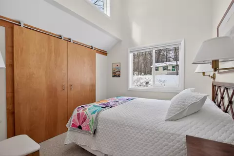Bedroom - 253 Westshore, Jerome, MI 49249 photo 3 of 4