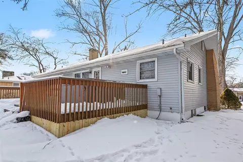 Exterior - 693 Leo, Jackson, MI 49203 photo 6 of 9