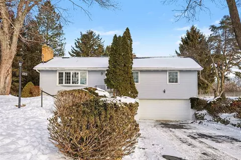 Exterior - 693 Leo, Jackson, MI 49203 photo 3 of 9