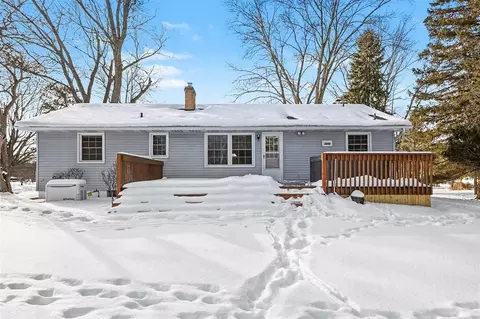 Exterior - 693 Leo, Jackson, MI 49203 photo 5 of 9