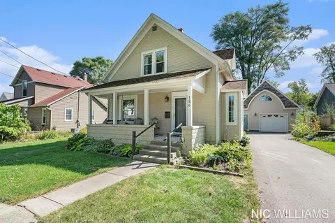 126 S Main, Rockford, MI 49341