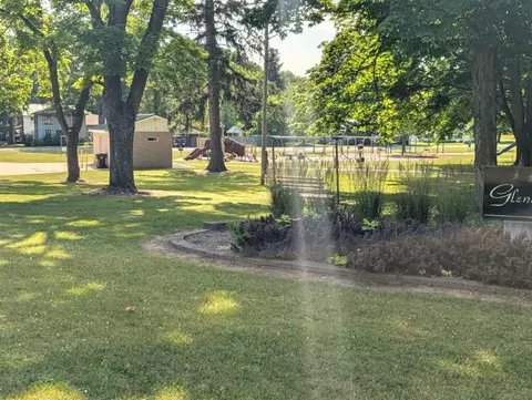 Exterior - 525 E Pne, Edmore, MI 48829 photo 3 of 4