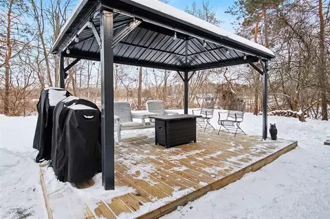 Exterior - 339 S Vine, Stanton, MI 48888 photo 4 of 6