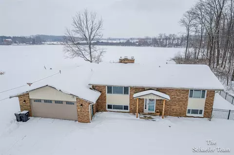 8610 Dygert, Alto, MI 49302