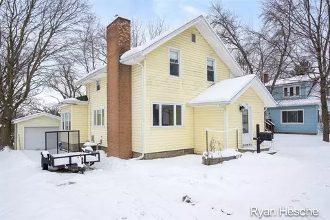 213 E Lytle, Ionia, MI 48846