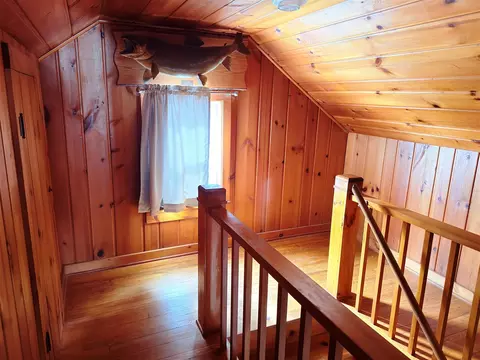 Entry Way - 105 Marvin, Roscommon, MI 48653 photo 2 of 2