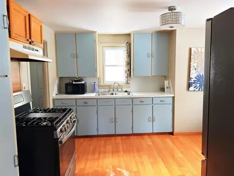 Kitchen - 105 Marvin, Roscommon, MI 48653 photo 2 of 2