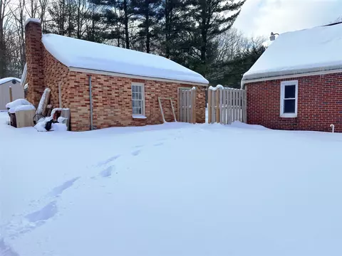 Exterior - 105 Marvin, Roscommon, MI 48653 photo 2 of 4