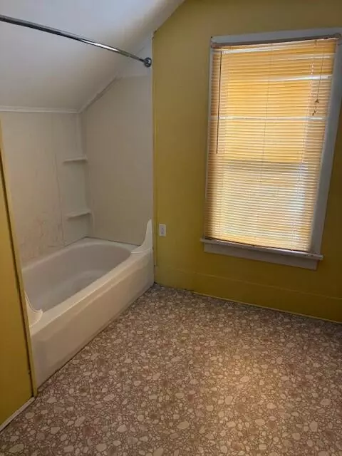 Bath - 4740 E Main, Stockbridge, MI 49285 photo 4 of 4