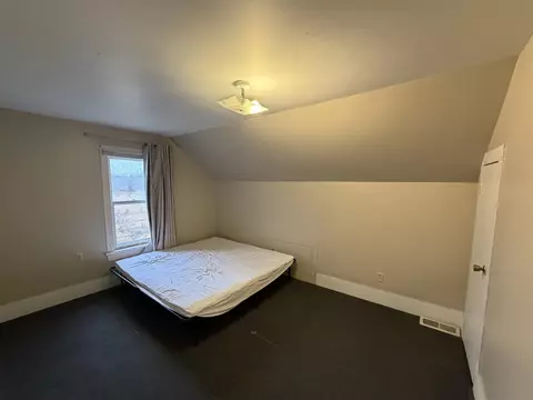 Bedroom - 4740 E Main, Stockbridge, MI 49285 photo 6 of 7
