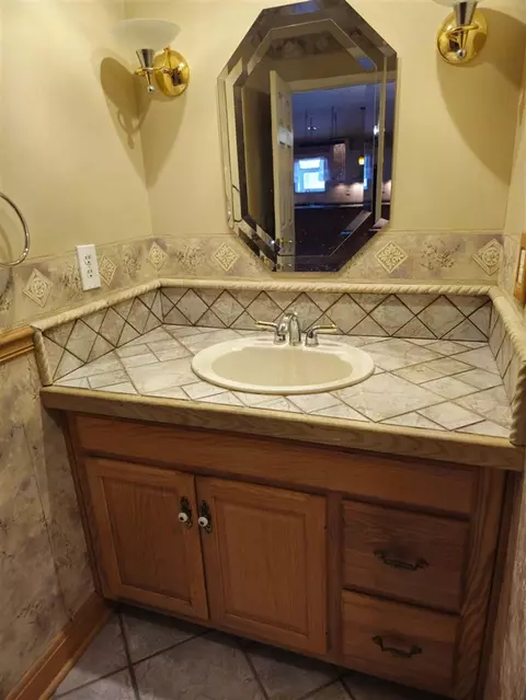 4835 Staten, Jackson, MI 49201 photo 22
