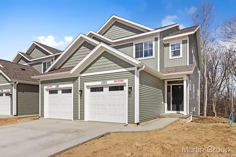 2219 Watertown, Grand Rapids, MI 49505