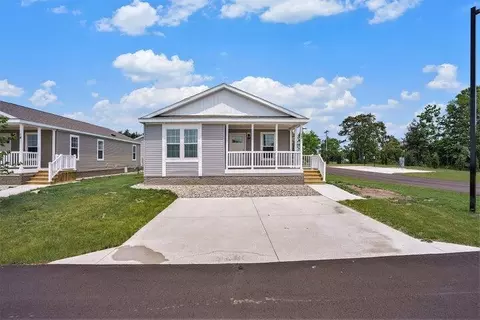 1283 Ellis #13, Norton Shores, MI 49441
