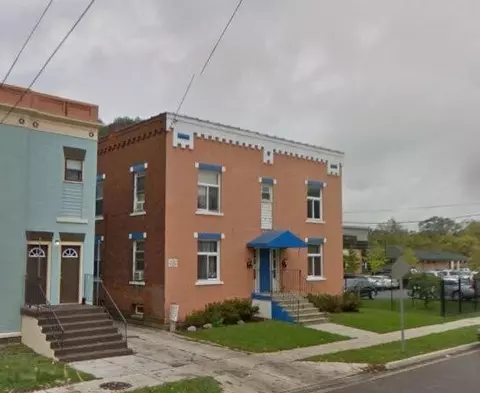 1105 N Burdick, Kalamazoo, MI 49007