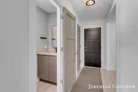 Entry Way - 8380 Conservation, Ada, MI 49301 photo 4 of 9