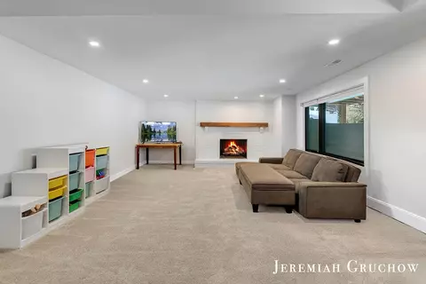 Living - 8380 Conservation, Ada, MI 49301 photo 9 of 12