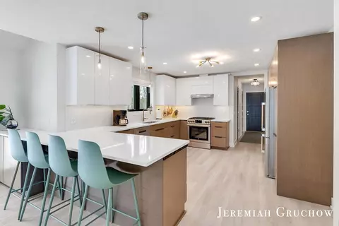 Kitchen - 8380 Conservation, Ada, MI 49301 photo 4 of 16