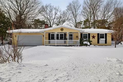9063 Pinebrook, Montague, MI 49437