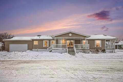 11600 Bear Mdws, Alto, MI 49302