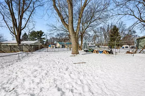 7 Riviera, Battle Creek, MI 49037