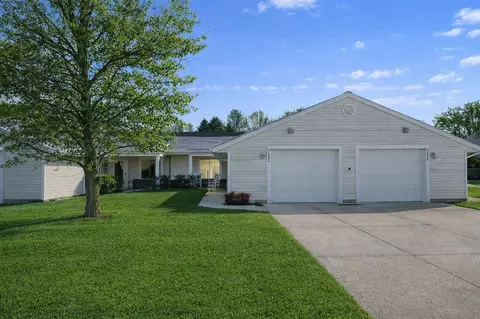 7132 E Cannon Pl, Rockford, MI 49341