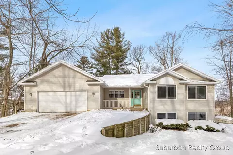17610 Simmons, Cedar Springs, MI 49319