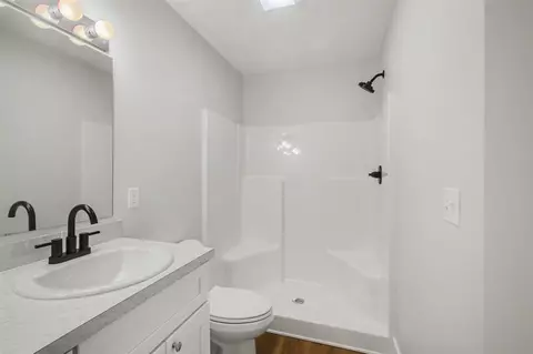 Bath - 5215 Margot, Allendale, MI 49401 photo 2 of 4