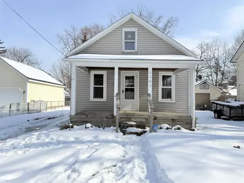 1105 W Eaton, Eaton Rapids, MI 48827