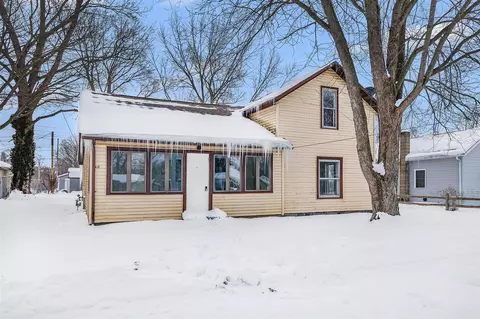 412 Oak, Dowagiac, MI 49047