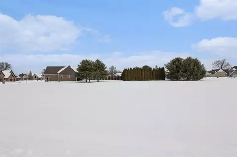 561 Wittenberg, Saint Joseph, MI 49085 photo 5