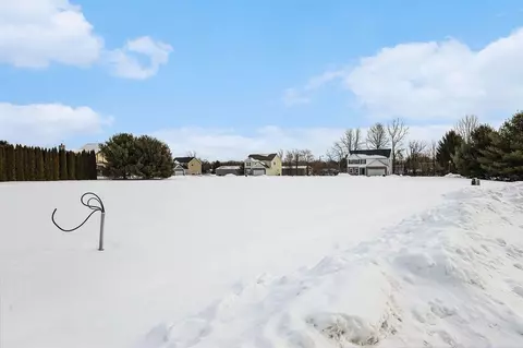 561 Wittenberg, Saint Joseph, MI 49085 photo 6
