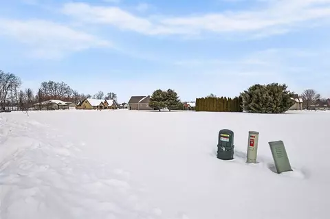 561 Wittenberg, Saint Joseph, MI 49085 photo 7