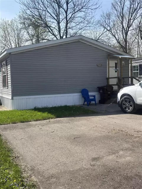 6704 Mill Strm, Lansing, MI 48911