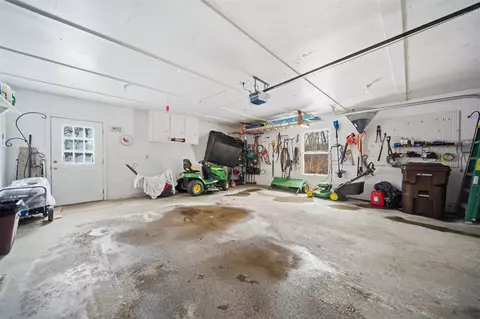 Exterior - 3249 Hendee, Jackson, MI 49201 photo 2 of 15