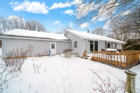 Exterior - 3249 Hendee, Jackson, MI 49201 photo 9 of 15