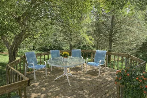 Exterior - 3249 Hendee, Jackson, MI 49201 photo 7 of 15