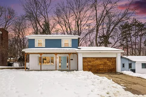 1038 59th, Kentwood, MI 49508