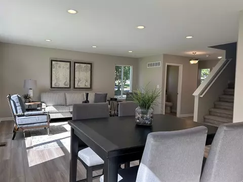 Dining - 739 Audubon, Jackson, MI 49203 photo 1 of 1