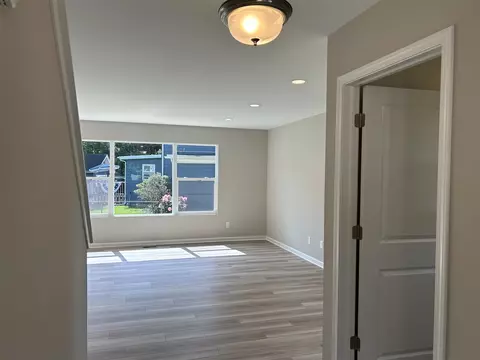 Entry Way - 739 Audubon, Jackson, MI 49203 photo 1 of 1