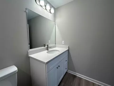Bath - 739 Audubon, Jackson, MI 49203 photo 6 of 6