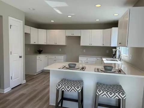 Kitchen - 739 Audubon, Jackson, MI 49203 photo 1 of 4