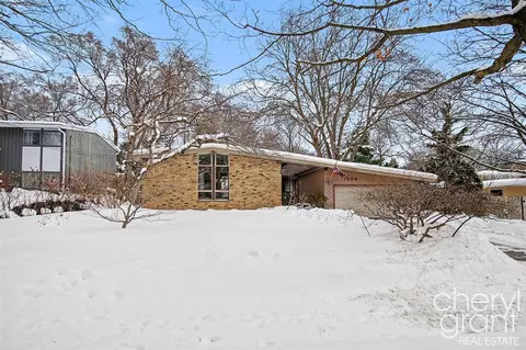1508 Pinecrest, Grand Rapids, MI 49506