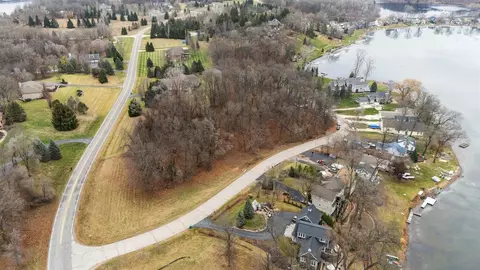 893 Ridge, Chelsea, MI 48118